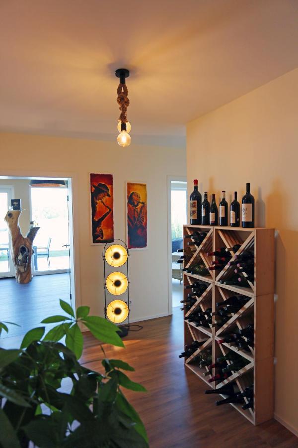 Rhein Lounge Apartment Urmitz Bagian luar foto